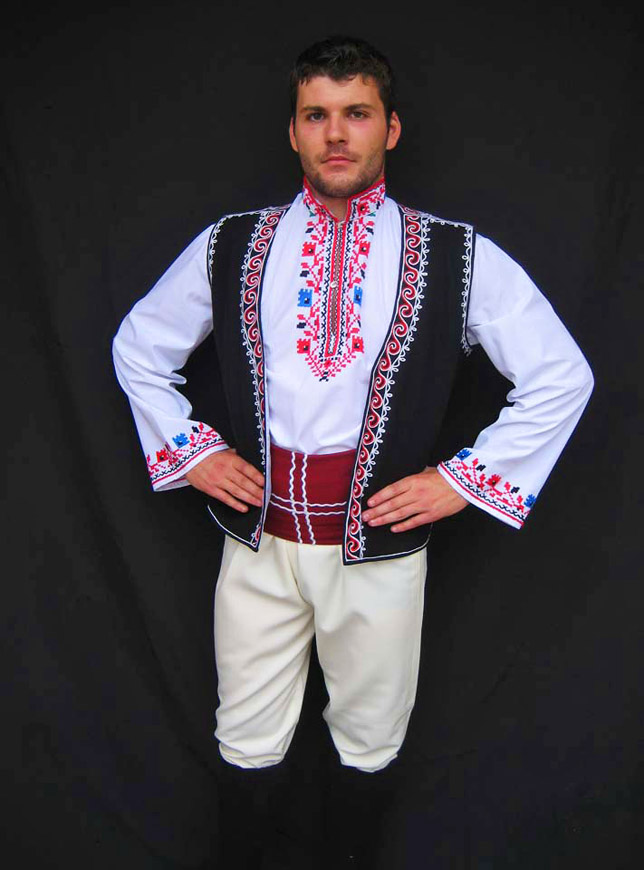 Мужской костюм