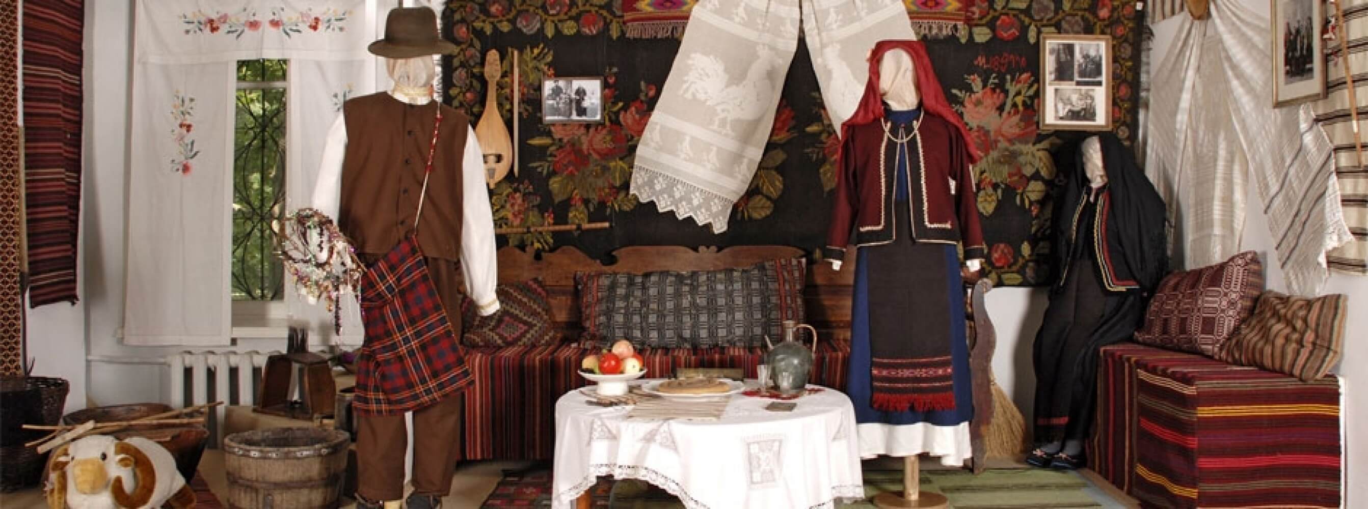 Традиционный интерьер крымских болгар