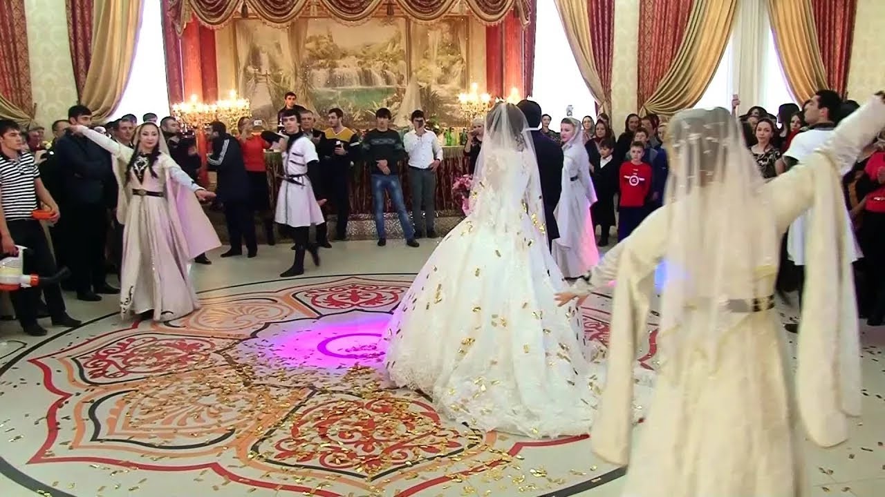 На кумыкской свадьбе, 2020 г.